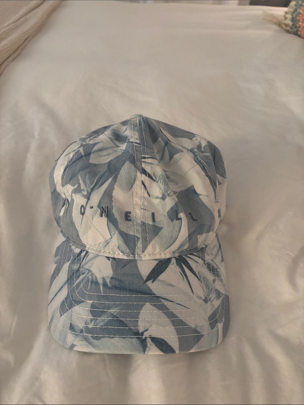 O'Neill Light Blue and White Leaf-Pattern Cap